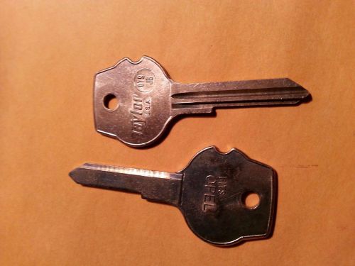 1 key blank - taylor o79 for opel for sale