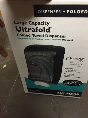 San Jamar Large Capacity Ultra fold Towel Dispenser