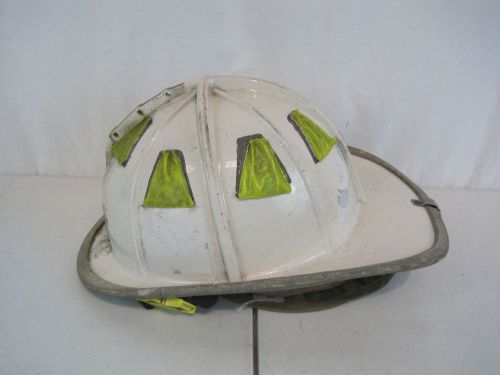 Cairns Firefighter White Helmet Turnout Bunker Gear Model 1010  (H533)
