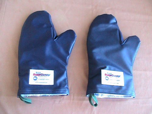 2 pieces - Tucker Safety - 56122 - BurnGuard 12 inch  QuicKlean Oven Mitt