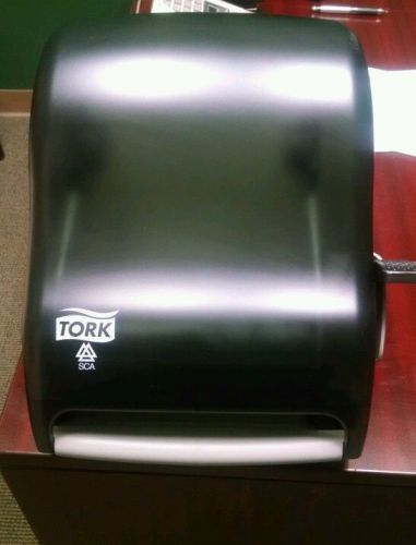 Tork hand towel dispenser 84tr h21 system new smoke color incl&#039;s key for sale