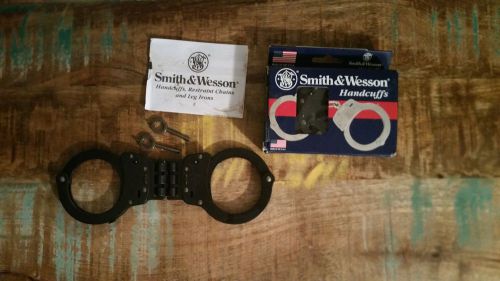 Smith &amp; Wesson S&amp;W  Model 300-1 Blue Hinged Handcuff