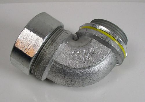 Crouse Hinds LT12590 1-1/4&#034; Liquid-Tight 90 Connector Non-Insulated Liquidtight