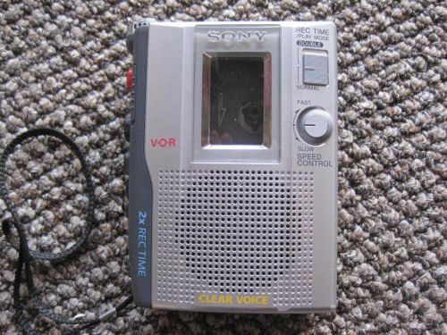 Sony TCM-200DV Handheld Cassette Voice Recorder Playback with Speed Control
