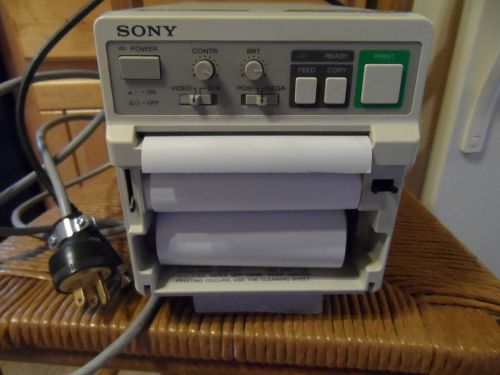 SONY VIDEO GRAPHIC PRINTER #17183 WITH PAPER 2 CORDS TESTED