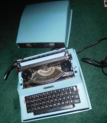 Vintage ROYAL Saturn  Electric Typewriter Baby Blue Original Case,works tested