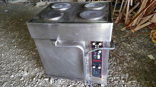 Wells Convection Oven with Hot Plate Cooktop  OC-4TC