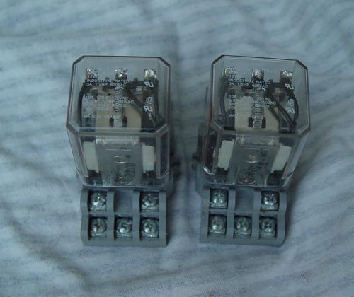 UNUSED 2 POTTER KUP-14D15-12 12VDC RELAY LOT WITH 11 PIN 9105 BASE