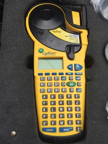 Brady IDxpert Handheld Label Maker.  Fast And Easy To Use.