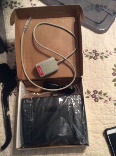 Dictaphone foot control with usb adapter