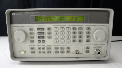 Parts/As-Is - Agielnt / HP 8647A Synthesized Signal Generator