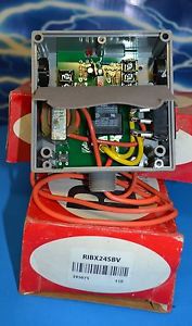 Ribx24sbv   enclosed 20 amp relay/current trancducer (analog) combination + ove for sale