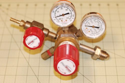 Gas Regulator Praxair Model: 4122391-75-000 High Purity O2 or Nitrogen Brass