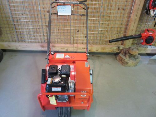 HUSQVARNA AR19 AERATOR NEW SCRATCH AND DENT ***SALE*** $1000 OFF