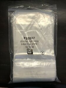 NIB Resealable Clear Plastic Polybags 5in x 7in 100 Bags