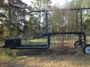 EQUINE PORTABLE STOCKS