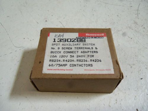 HONEYWELL 1390288 AUXILARY SWITCH *NEW IN BOX*