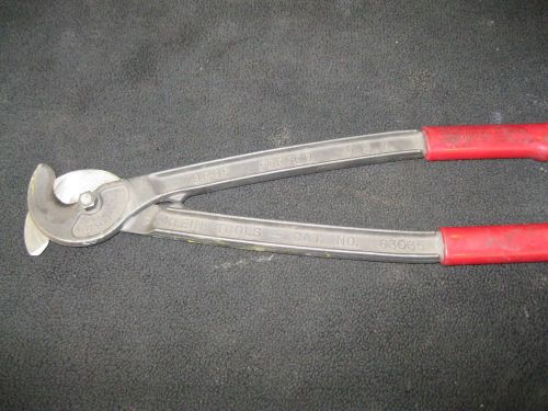 Klein Tools Cable Cutter 63035    (B2)
