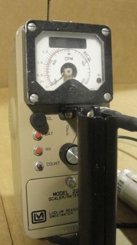 Ludlum Model 2223 Scaler/Ratemeter With Ludlum Model 44-7 Probe