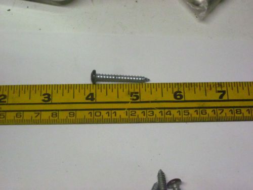 100 pieces 1.25 inch Pan Head sheet metal screw (painted brown phillips drive)