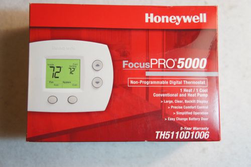 Honeywell TH5110D1006 Focus PRO 5000 Thermostat, 1H/1C