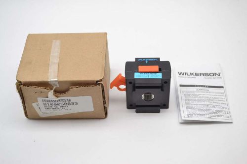 Wilkerson v18-03-0000 safety lockout 3/8in npt pneumatic valve manifold b376065 for sale