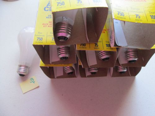 LOT OF 8 NEW GE INCANDESCENT ROUGH SERVICE LAMPS 75W 120V 750 LUMENS (286)