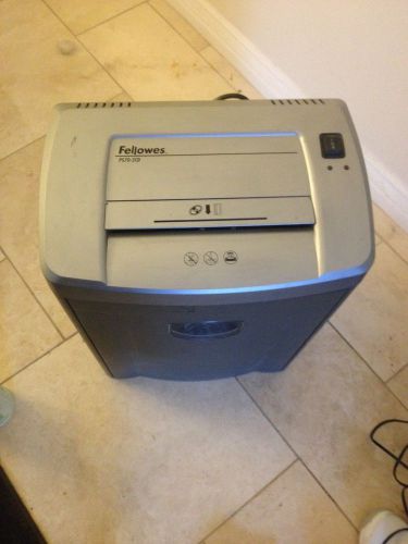 FELLOWES PS 70 2CD POWER PAPER SHREDDER 040523E B 0052620 120V, 6.0 A, 60 HZ.