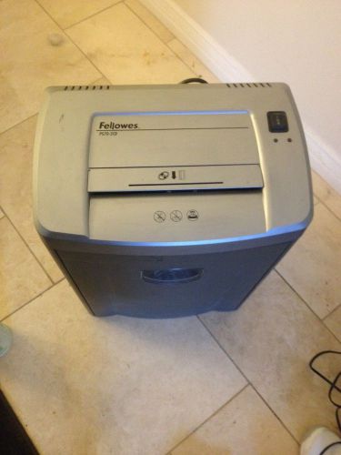 FELLOWES PS 70 2CD POWER PAPER SHREDDER 040523E B 0052620 120V, 6.0 A, 60 HZ.