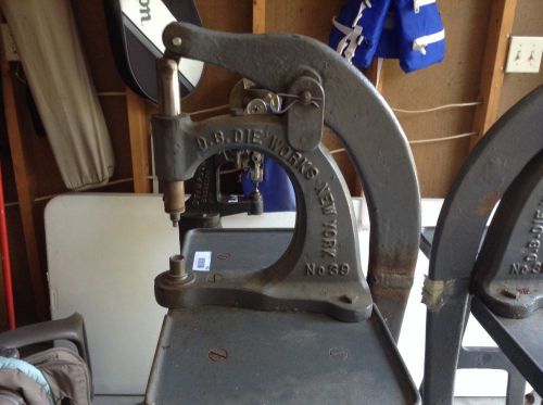 free shipping D. B. DIE WORKS NO. 39 BENCH KICK FOOT DIE PUNCH PRESS