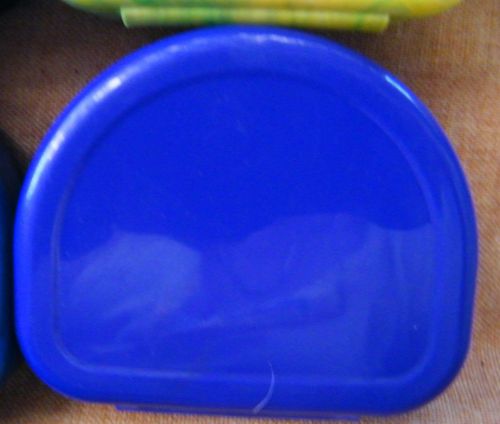 4 blue retainer denture case container|minor cosmetic flaws|reduced price|ltdqty for sale
