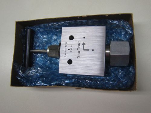 Sno-trik ss-945-fpar angle needle valve stainless steel for sale