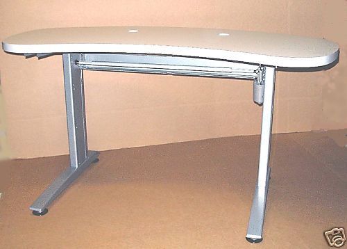 Pretesting Table, Power, Equipment Ophthalmic Instrument Table 3 Inst Curved Top
