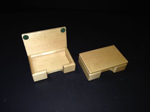 Box of 25 pieces of the Maplewood business card holder