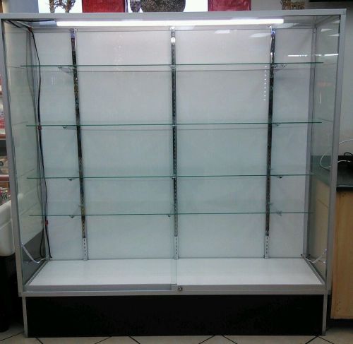 Glass Display Case Excellent Condition