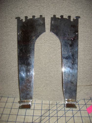 2 lot 11&#034;l metal slatwall with 1/2&#034; insert shelve rack bar hangrail bracket for sale