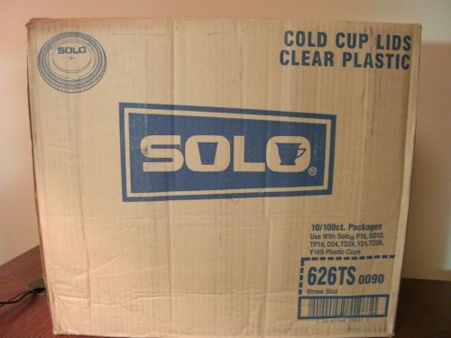COLD CUP LIDS &#034;SOLO&#034; CLEAR PLASTIC 626TS 0090 Straw Slot