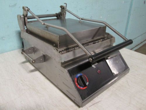 &#034;STAR CG-14&#034; HEAVY DUTY.COMMERCIAL  ELECTRIC COUNTER TOP PANINI/SANDWICH GRILL