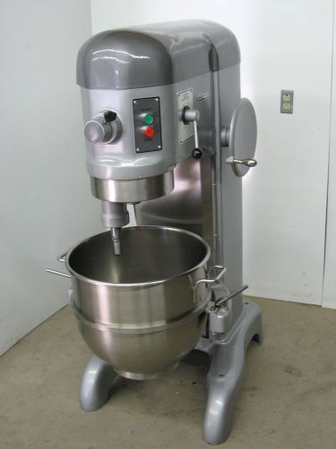 Hobart 60 qt mixer, h-600,  1 phase, 220 volts, excellent condition !!  $$save$$ for sale