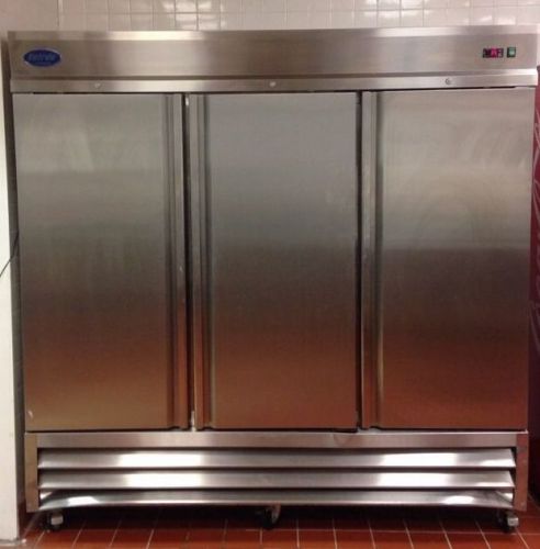 Entree Stainless Steel 3 Door Commercial reach in refrigerator. Model CR3