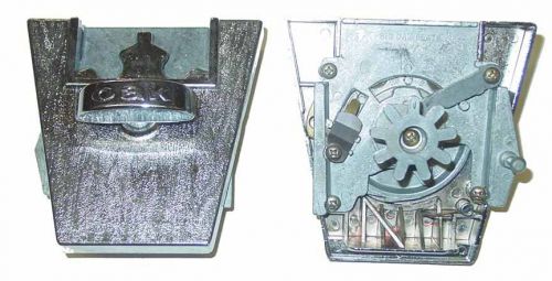 New Big Oak 2 Inch Oak Capsule Vending Machine 50 Cent Coin Mechanism