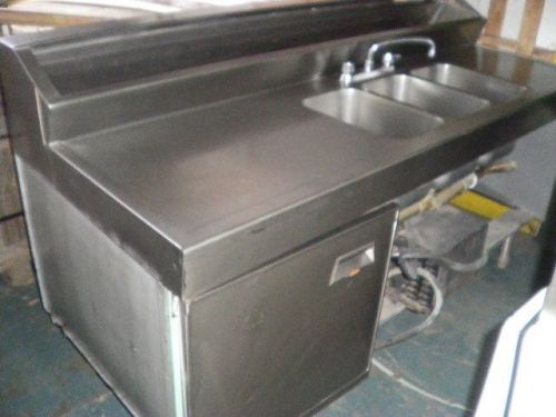 Sink with fridge restaurant appliances/stainless steel for sale