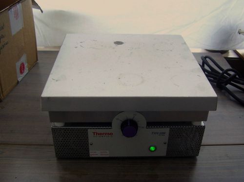 THERMO SCIENTIFIC HOT PLATE, TYPE 2200, GOV. SURPLUS, HARDLY USED, WORKS, NO RES