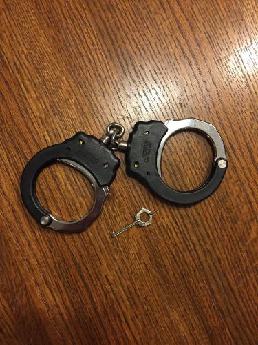 ASP Model 100 Handcuffs