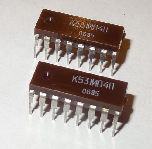 K531IP4P - clone of 74S182 - TTL carry look-ahead - lot of 2pcs
