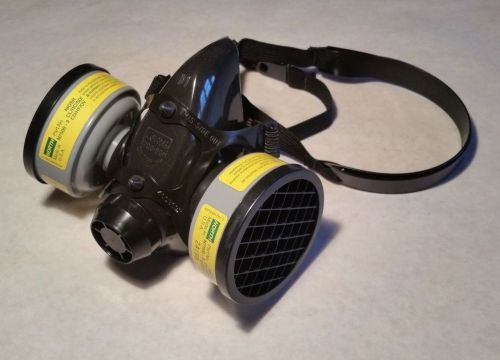 North Safety, Series 7700 Halfmask Respirator with Cartridges