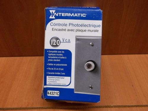INTERMATIC K4321C 120-VOLT FIXED POSITION PHOTO CONTROL WITH WALL PLATE