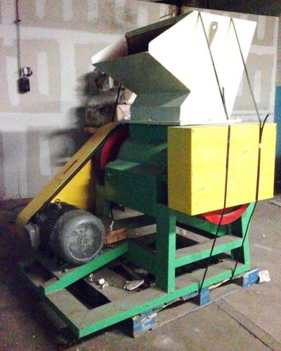 Plastic Granulator w/ Control Panel, Three Phase Induction Motor 220V 22kW