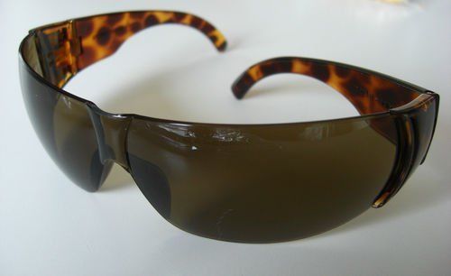 Uvex W301 Women&#039;s Eyewear, Tortoise Shell Frame, Espresso Anti-scratch Lens, One