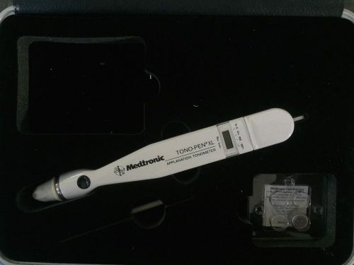 Medtronic Tono-pen XL Applanation Tonometer with Case Tonopen Reichert